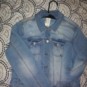 Aeropostale Jean jacket Size LG